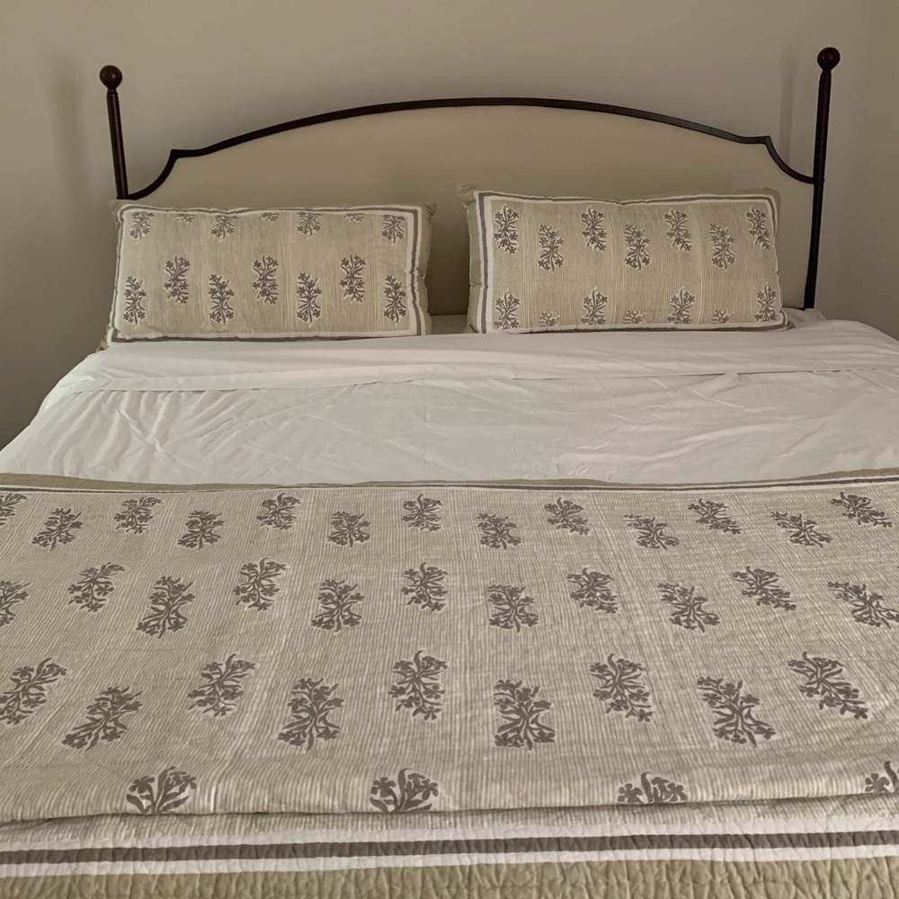 Serena and Lily King Quilt and Sham Set